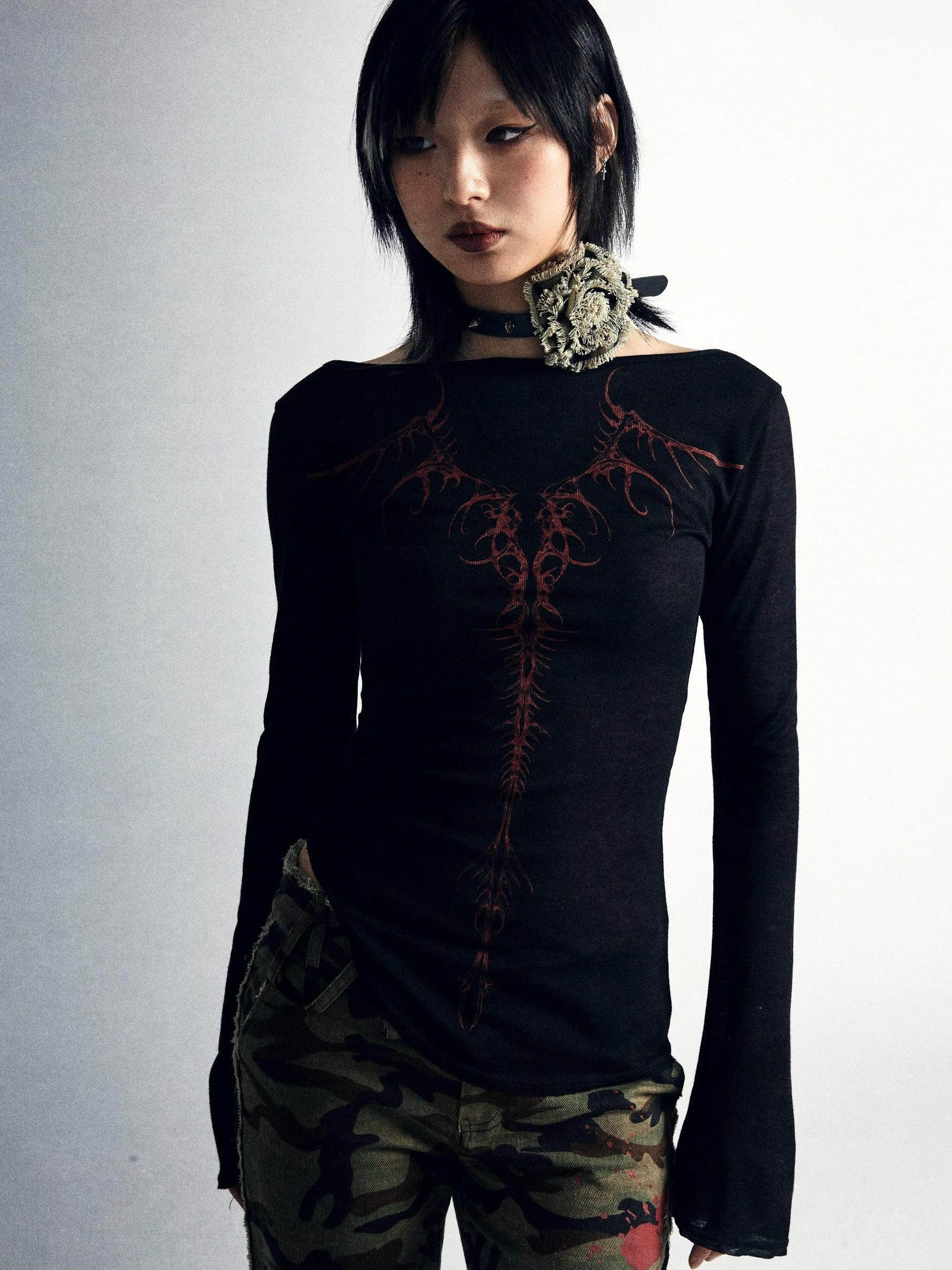 Siyah Slayer Horn Kırmızı Sırt Desenli Uzun Kollu Bluz