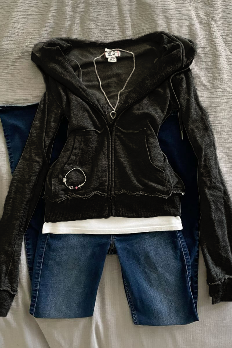 Siyah Yırtık Detaylı Street Y2K Crop Hırka