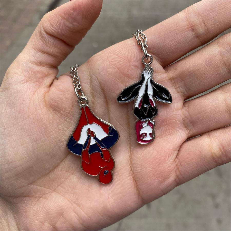 Spider & Gwen Relationship Çift Kolye
