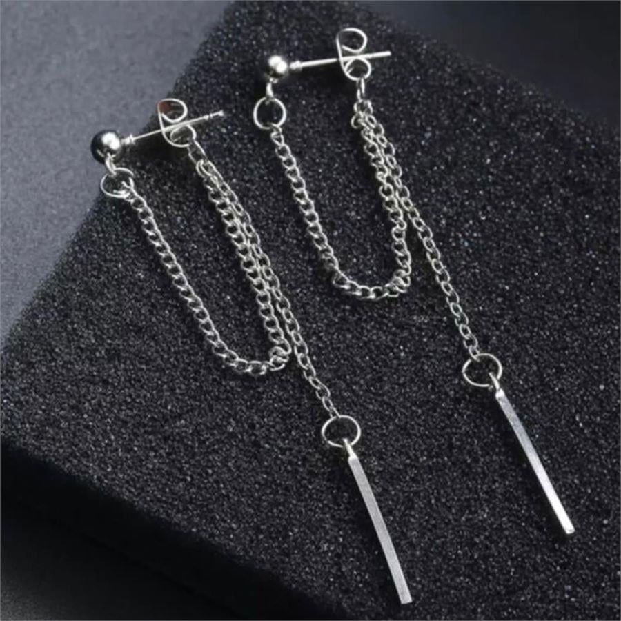 Zincirli Sallantılı Gothic Küpe