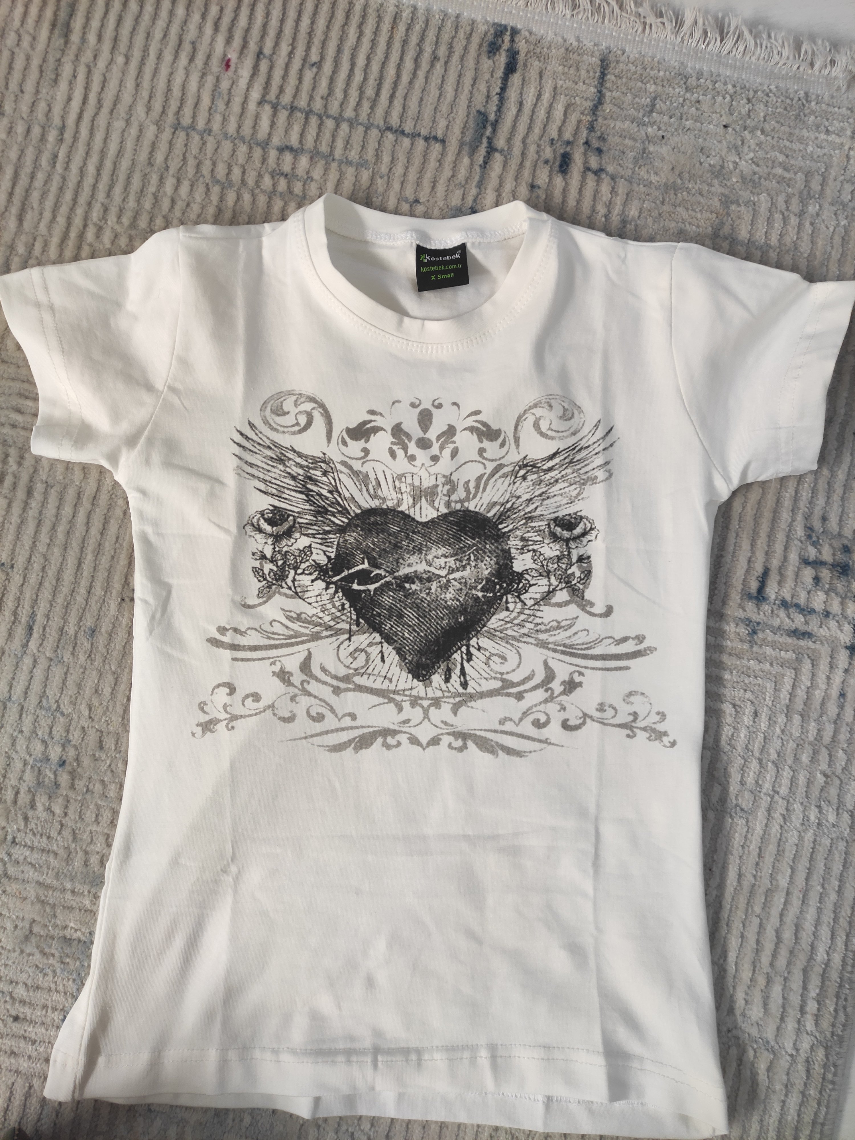 Beyaz Gotik Heart Harajuku Y2K Kısa Kollu Crop