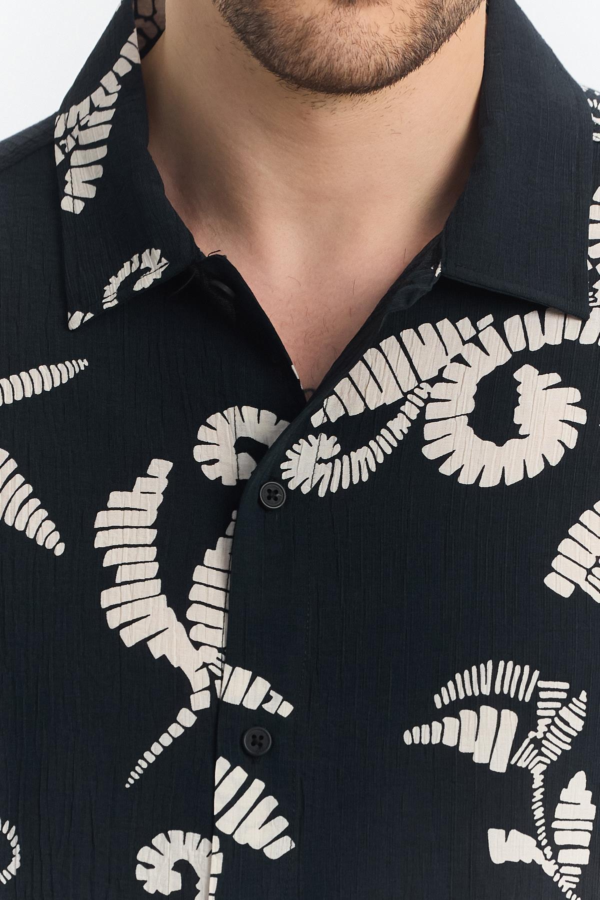 Nava Çiçek Desen Gömlek Siyah