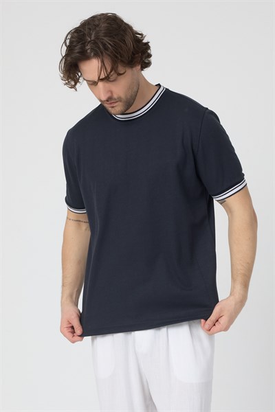 Erkek Ribana Sıfır Yaka Triko Efektli Tshirt zagreb Lacivert