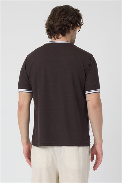 Erkek Ribana Sıfır Yaka Triko Efektli Tshirt zagreb Kahve Rengi