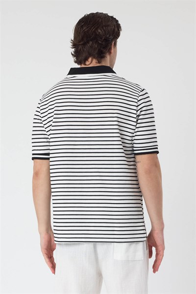 Erkek Sida Yakalı TShirt Beyaz