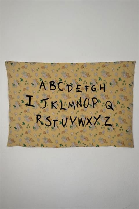 150 X 200 Cm Stranger Things Duvar Halısı