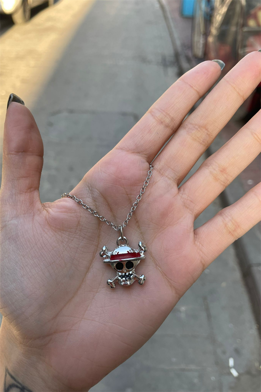 Anime One Piece Logo Silver Kolye