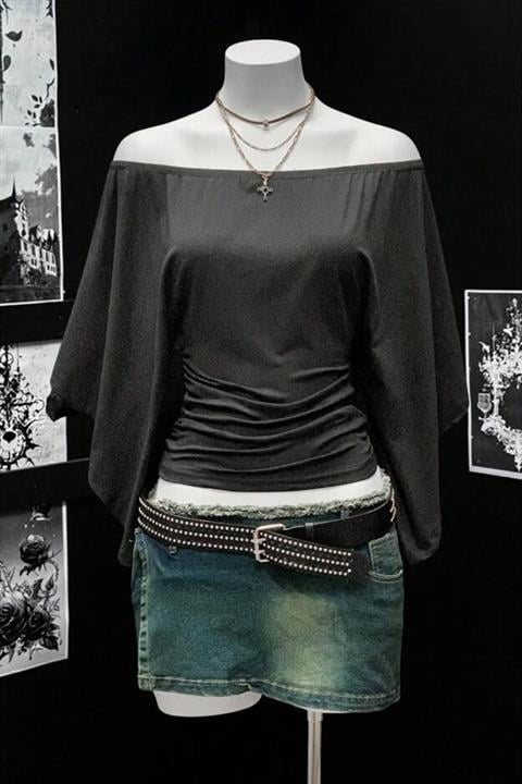 Antrasit Madonna Yaka Yarasa Kol Düz Y2K Uzun Kollu Crop