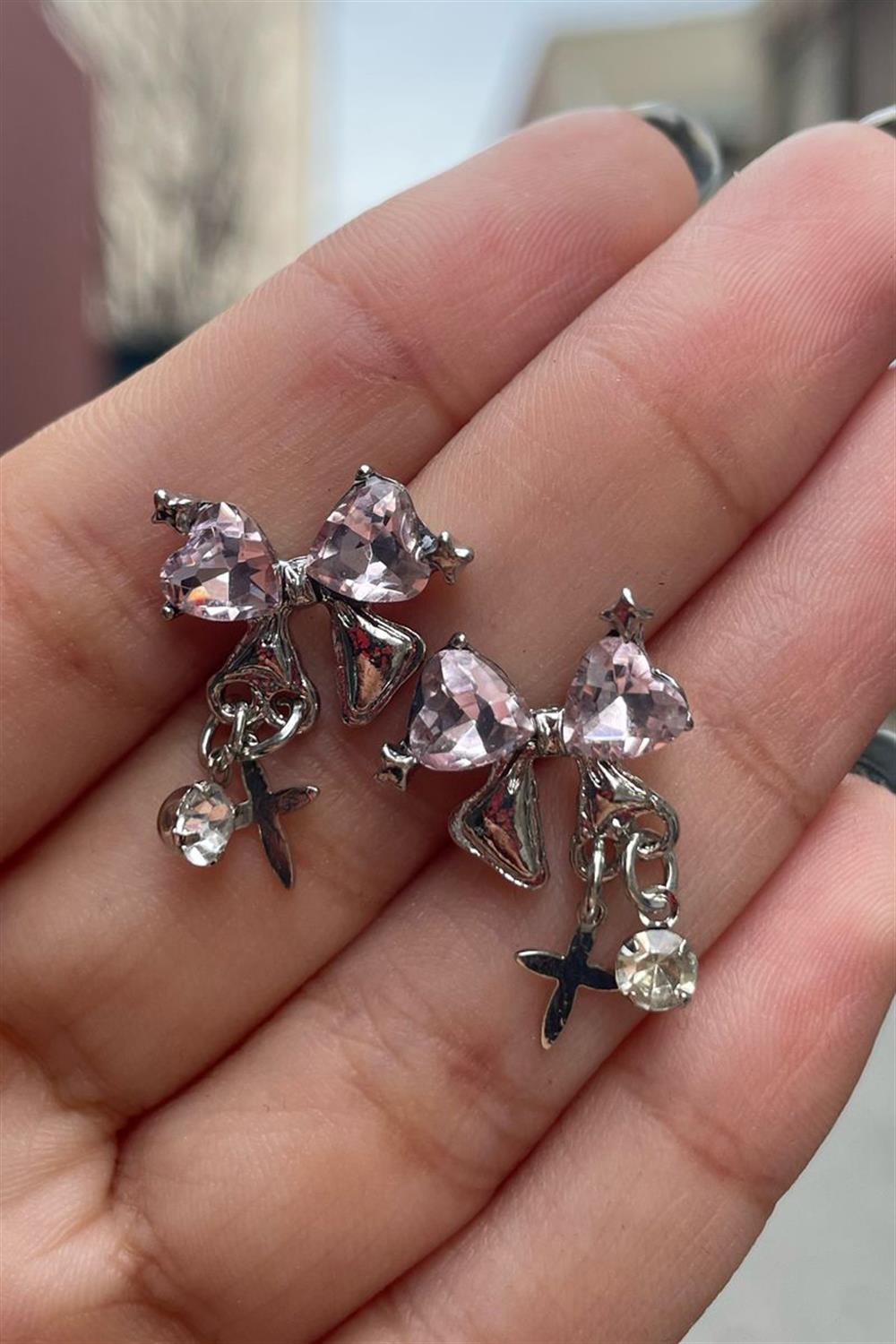 Kristal Lolita Style Fiyonk Minik Haçlı küpe