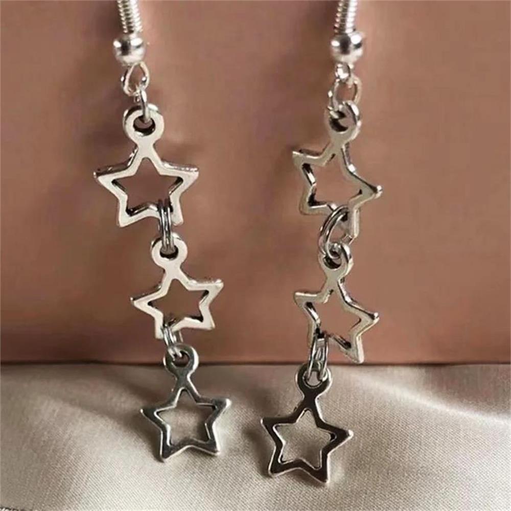 Sallantılı Yıldız Küpe