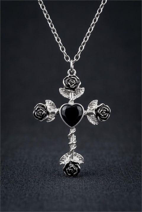Silver Gotik Heart Black Stone Rose Kolye
