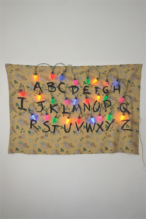70 X 100 Cm Stranger Things Ledli Duvar Halısı