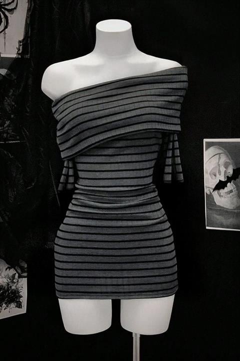 Antrasit Siyah Çizgili Omuz Dekolteli Kısa Kollu Bodycon Elbise