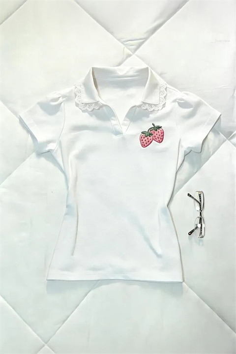 Beyaz Strawberry Dantel Yaka Detaylı Y2K Kısa Kollu Crop