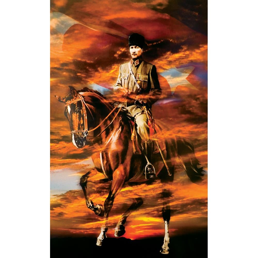 At Üstünde Atatürk Postersli Stor Perde