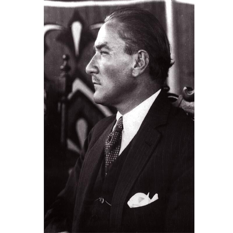 Genç Atatürk Posteri