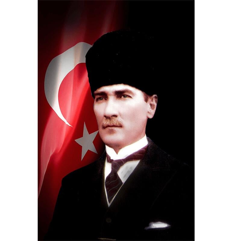 Kalpaklı Türk Bayraklı Ataturk Posteri