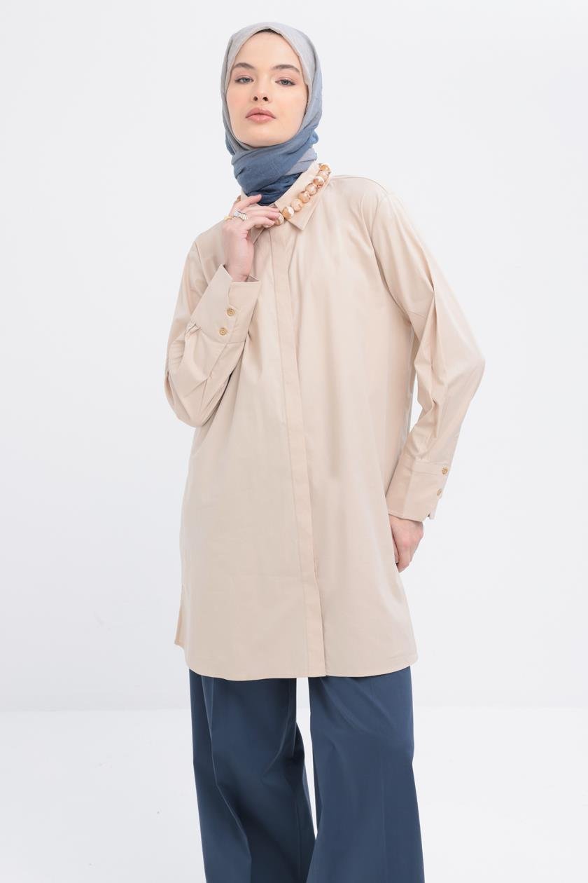 Bej-Manşeti Yırtmaç Detaylı Poplin Gömlek