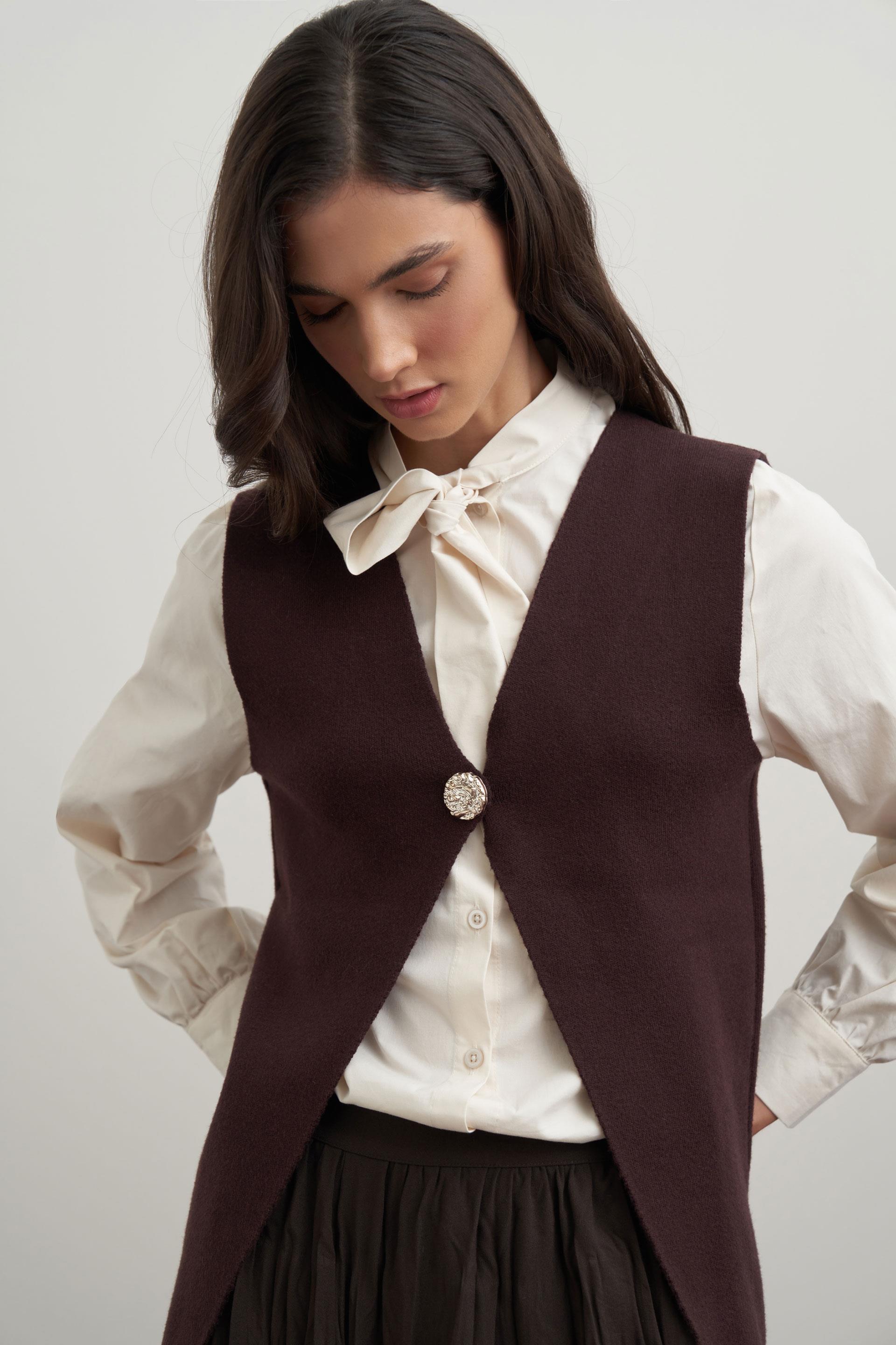 Acı Kahve-Tek Dügmeli Triko Hırka