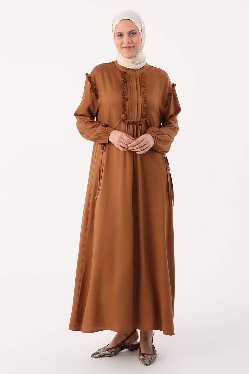 Comfortable Molded Viscose Dress with Scalloped and Ribbed