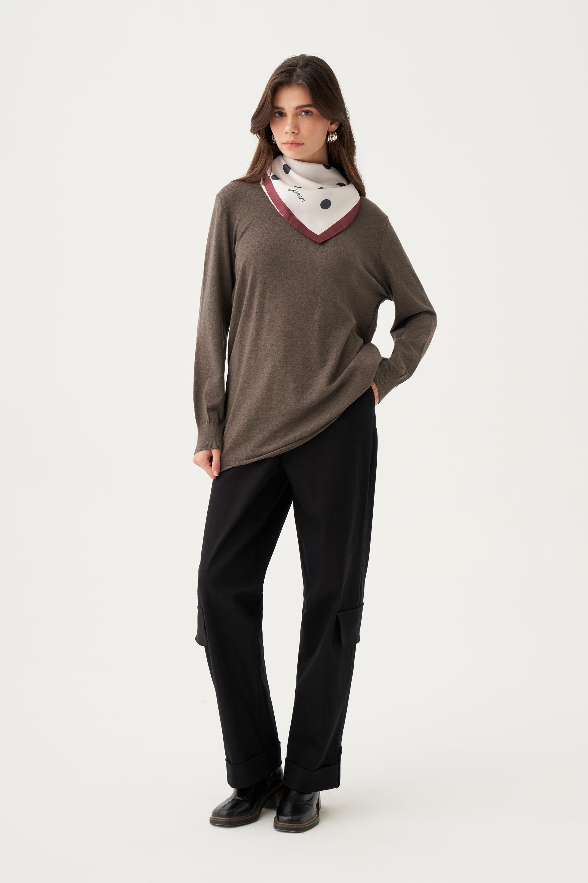 Antrasit-Etek Ucu Pis Kıvırma Triko Kazak