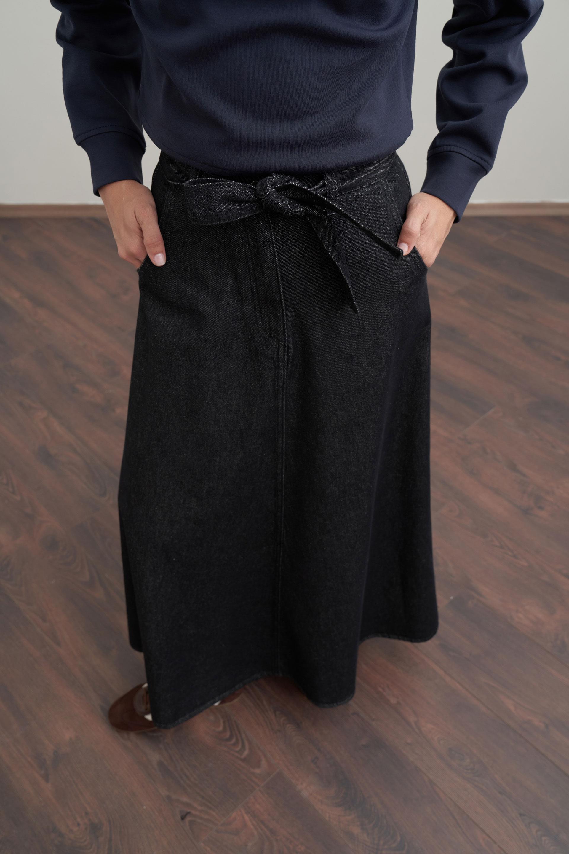 Antrasit-Kuşaklı Kloş Denim Etek