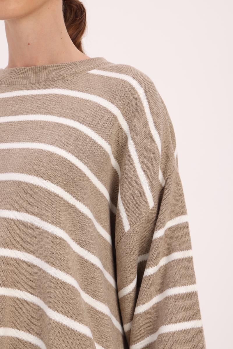 Çizgili Balon Kollu Oversize Triko Kazak