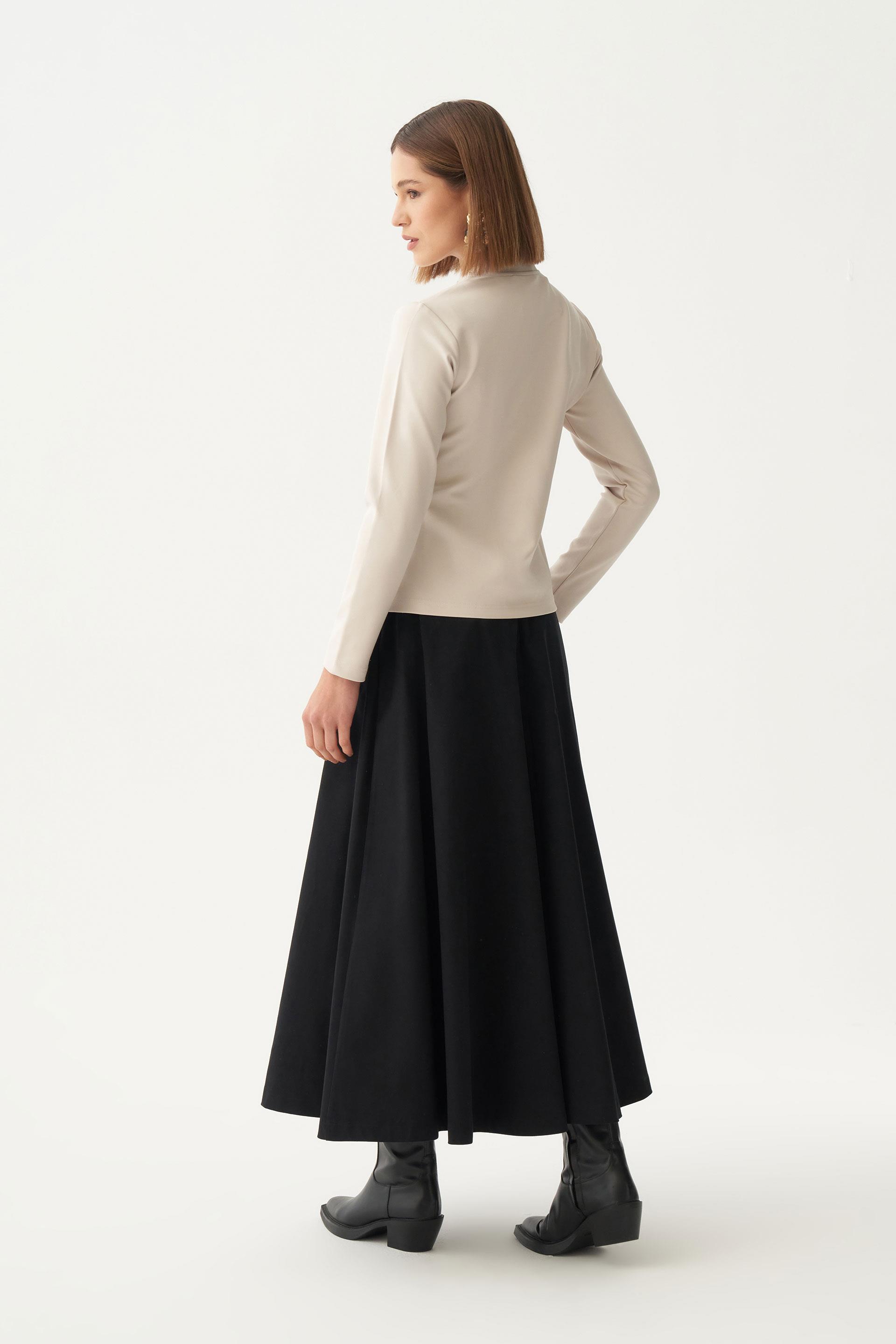 Bej-Gold Düğmeli Pileli Şık Bluz