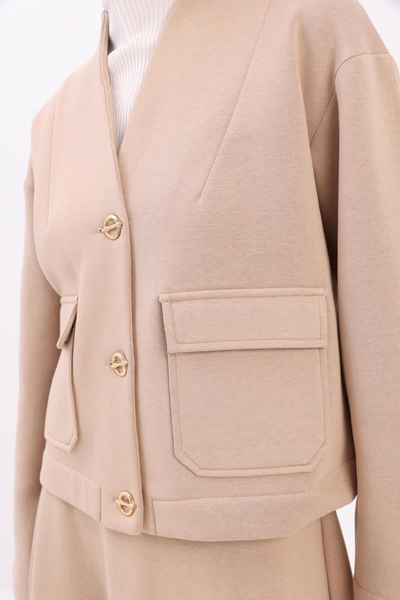 Metal Düğmeli Şardonlu Etekli Takım