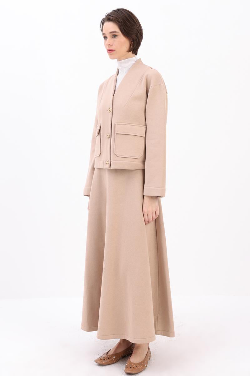 Metal Düğmeli Şardonlu Etekli Takım