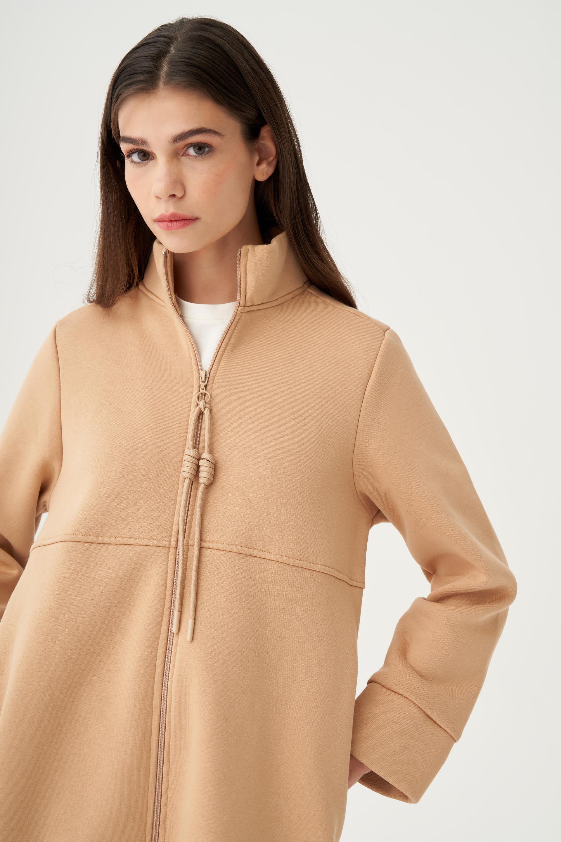 Bej-Pamuklu Düğüm Kordonlu Sweatshirt