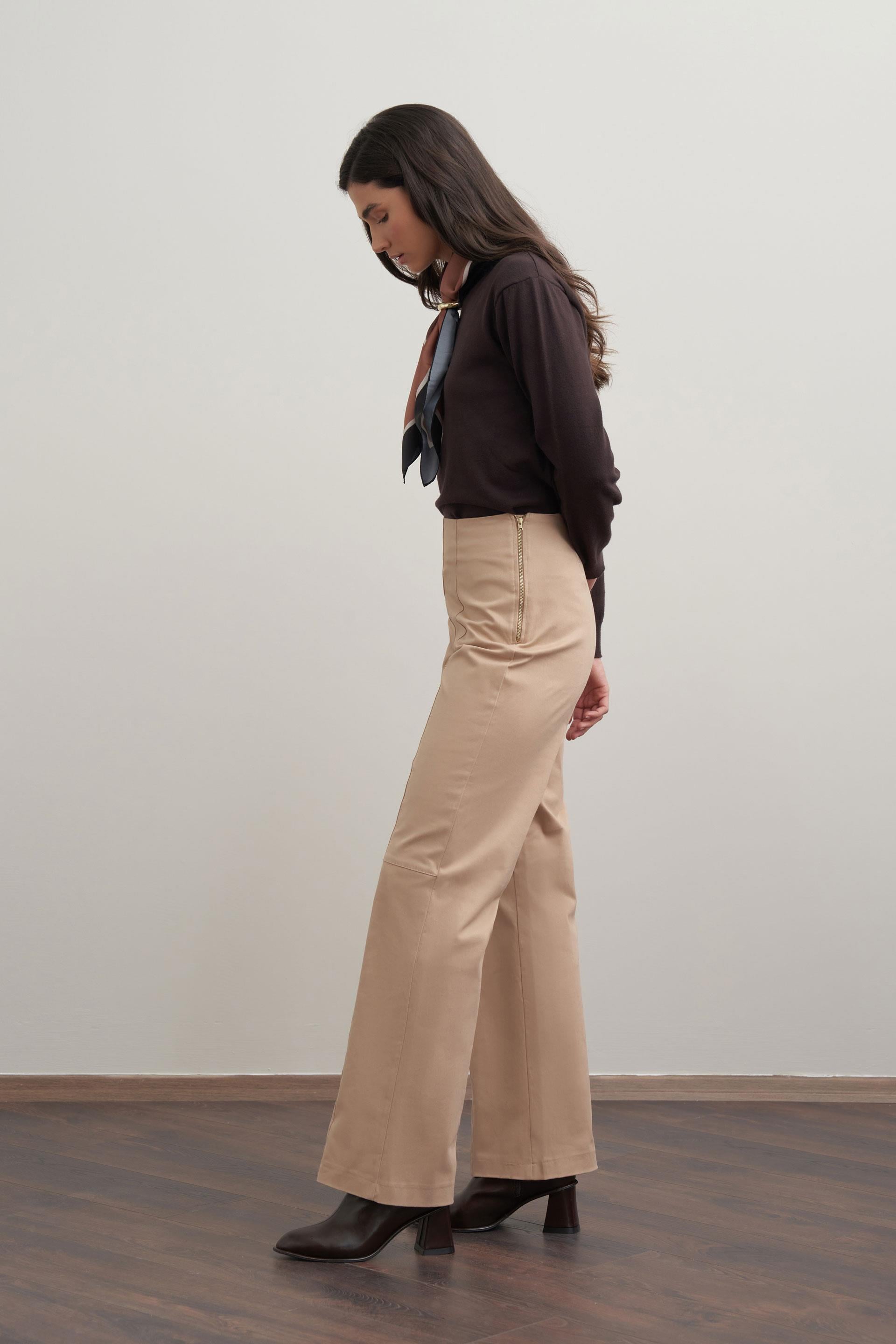 Bej-Parçalı Gabardin Pantolon