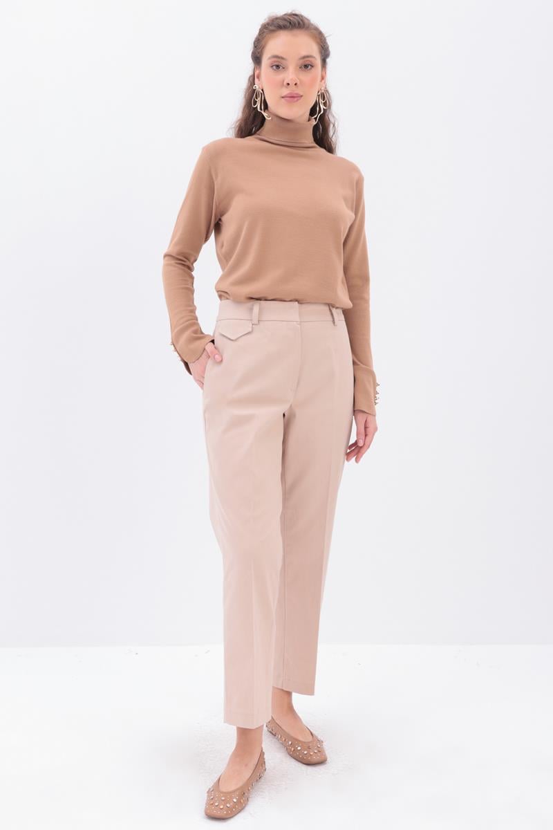 Süs Cep Kapaklı Pensli Havuç Pantolon