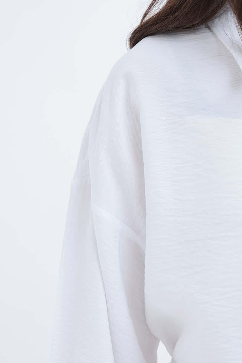 Beyaz-İnce Kuşaklı Gömlek