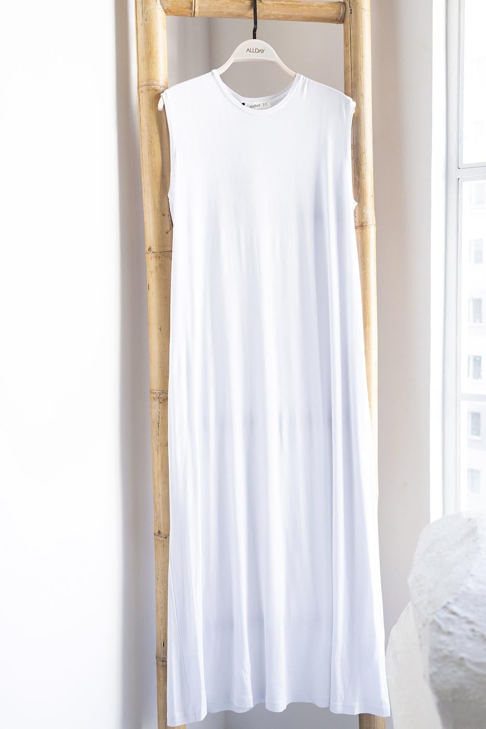 Beyaz-Kolsuz Uzun İçlik