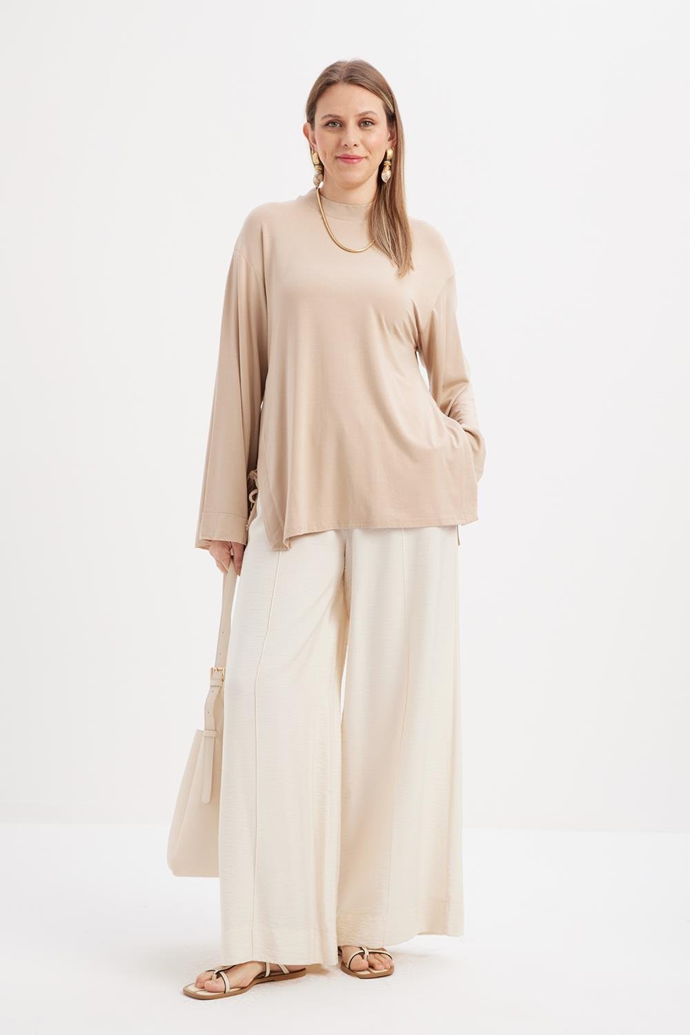 Ekru-Beli Lastikli Geniş Paça Pantolon