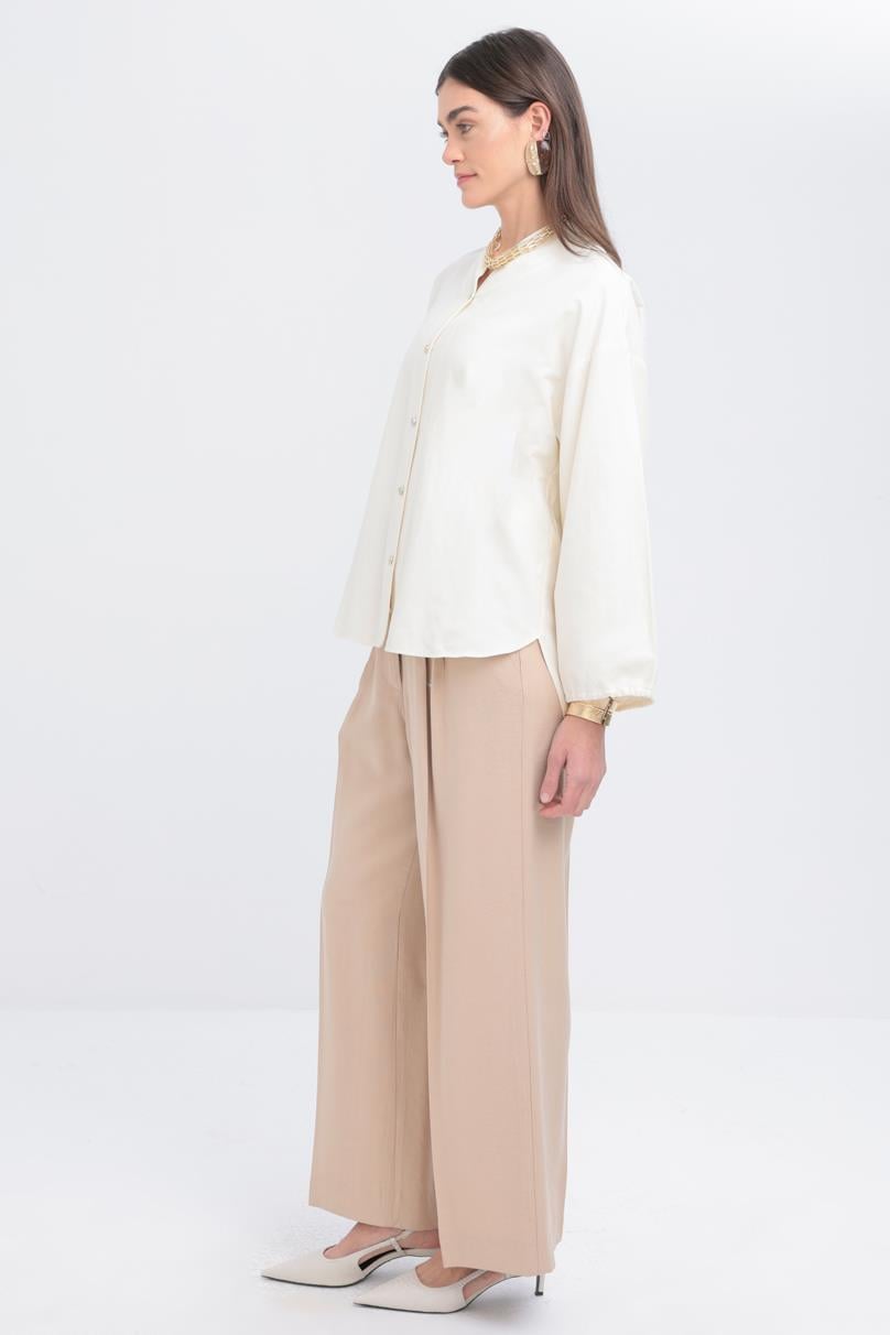 Ekru-Kolları Büzgülü Düğmeli Gömlek