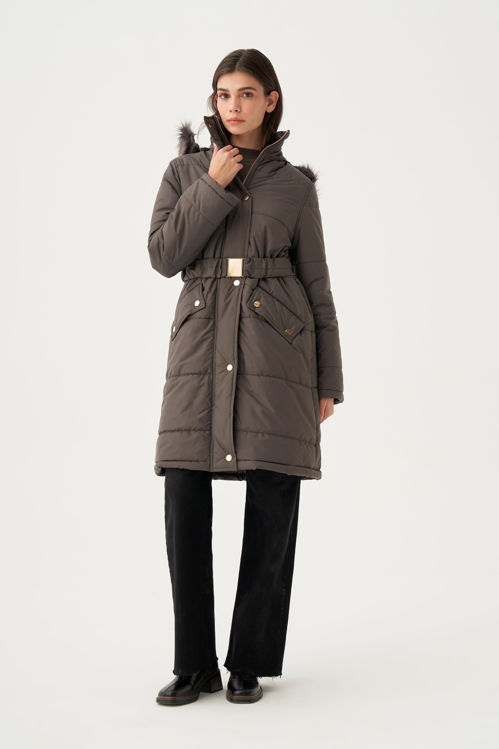 Gri-Kapşonu Kürklü Astarlı Çıtçıtlı Mont