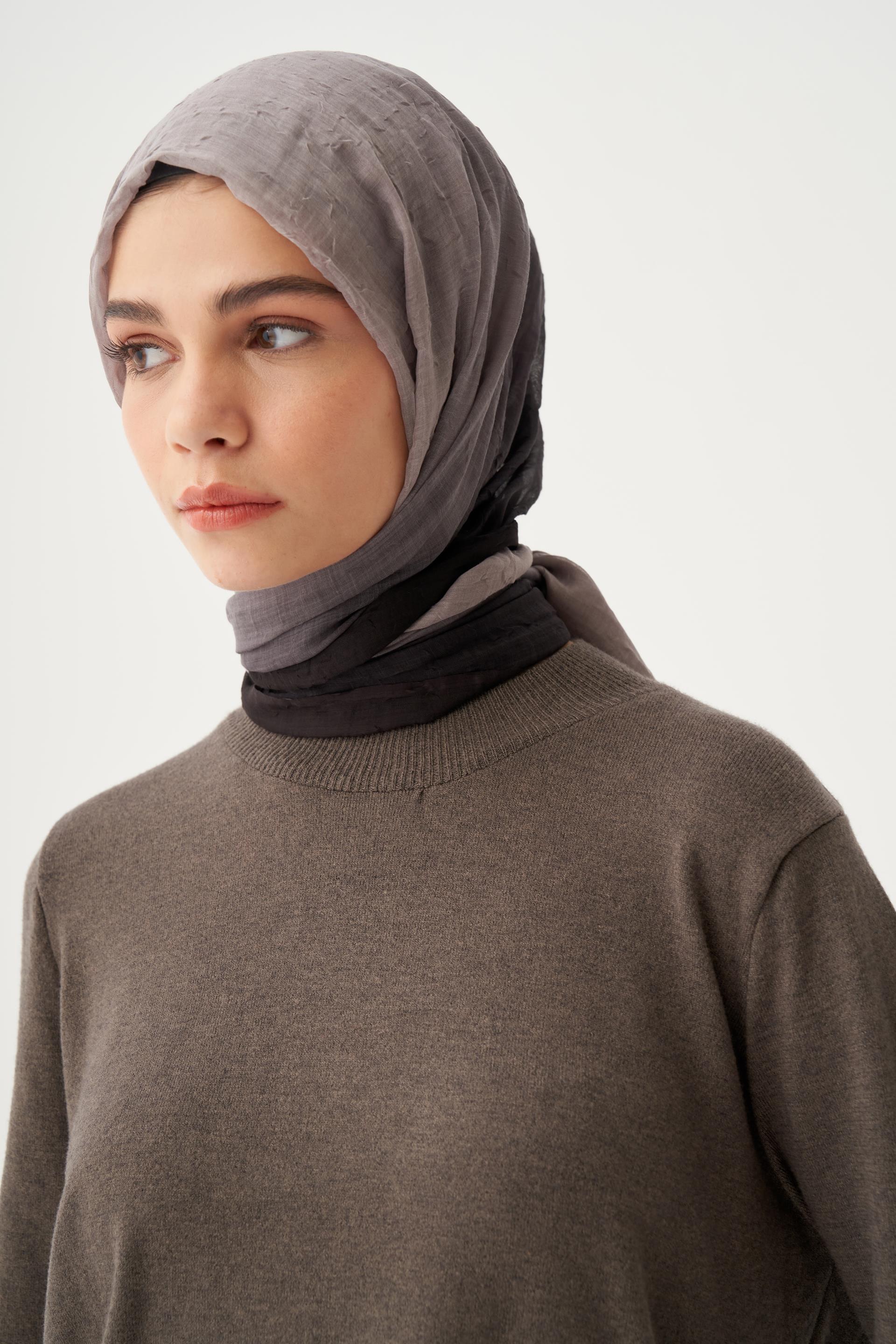 Gri-Siyah-Degrade Geçişli Şal