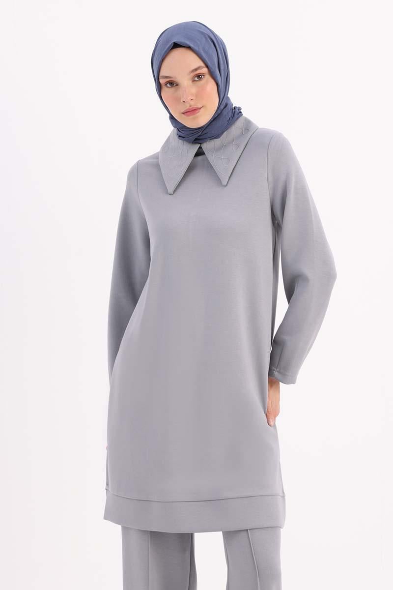 Tunic With Chain Embroidery Collar