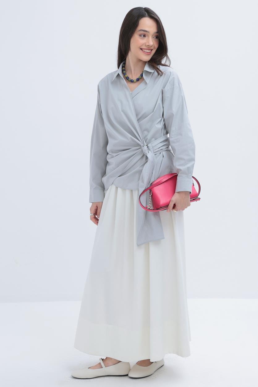 Gri-Yandan Bağlama Detaylı Gömlek