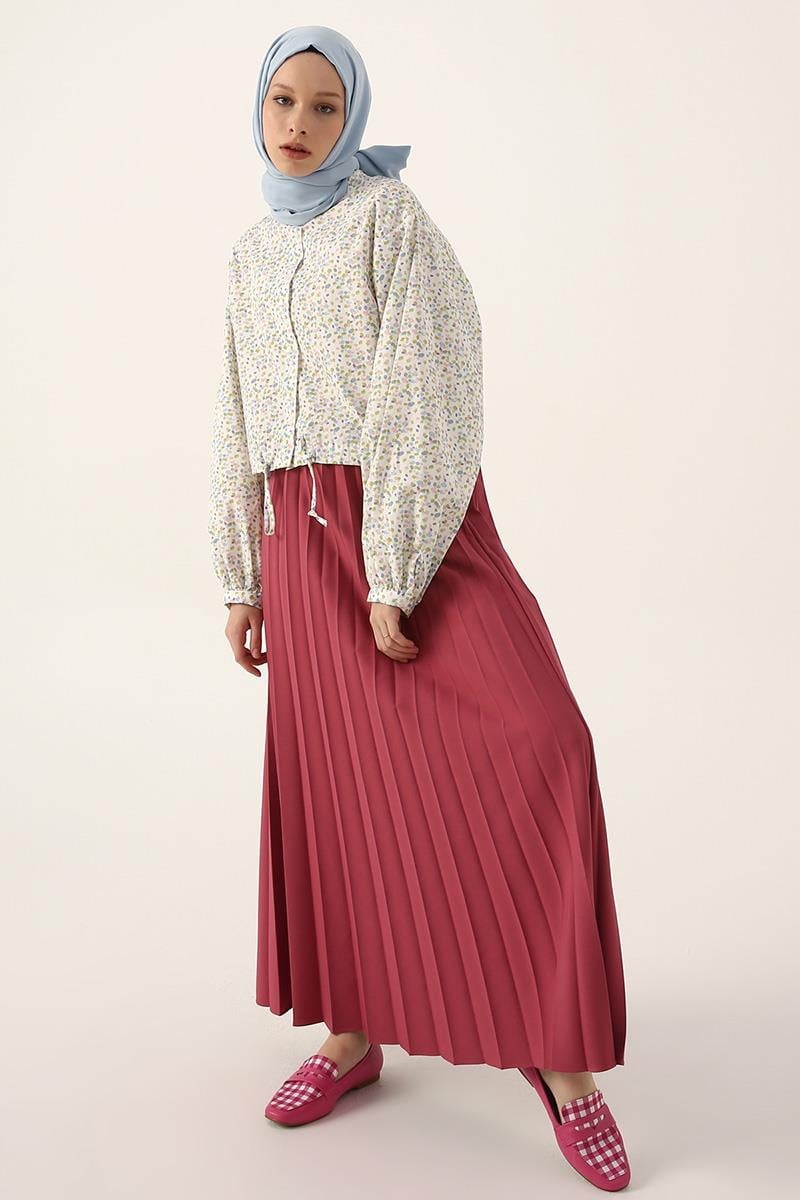Elastic Waist Pleated Skirt