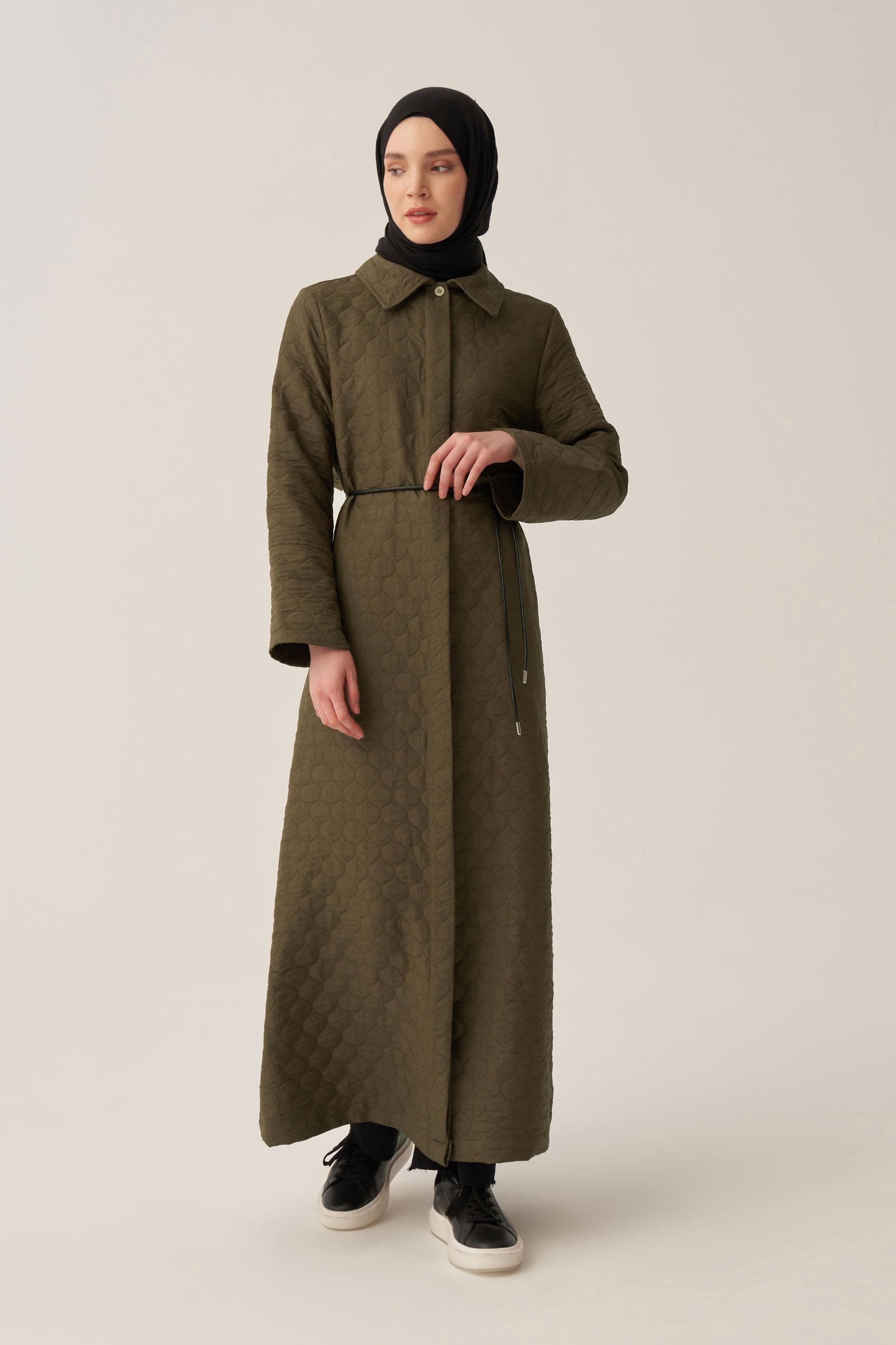 Haki-Deri Kemerli Kapitone Ferace