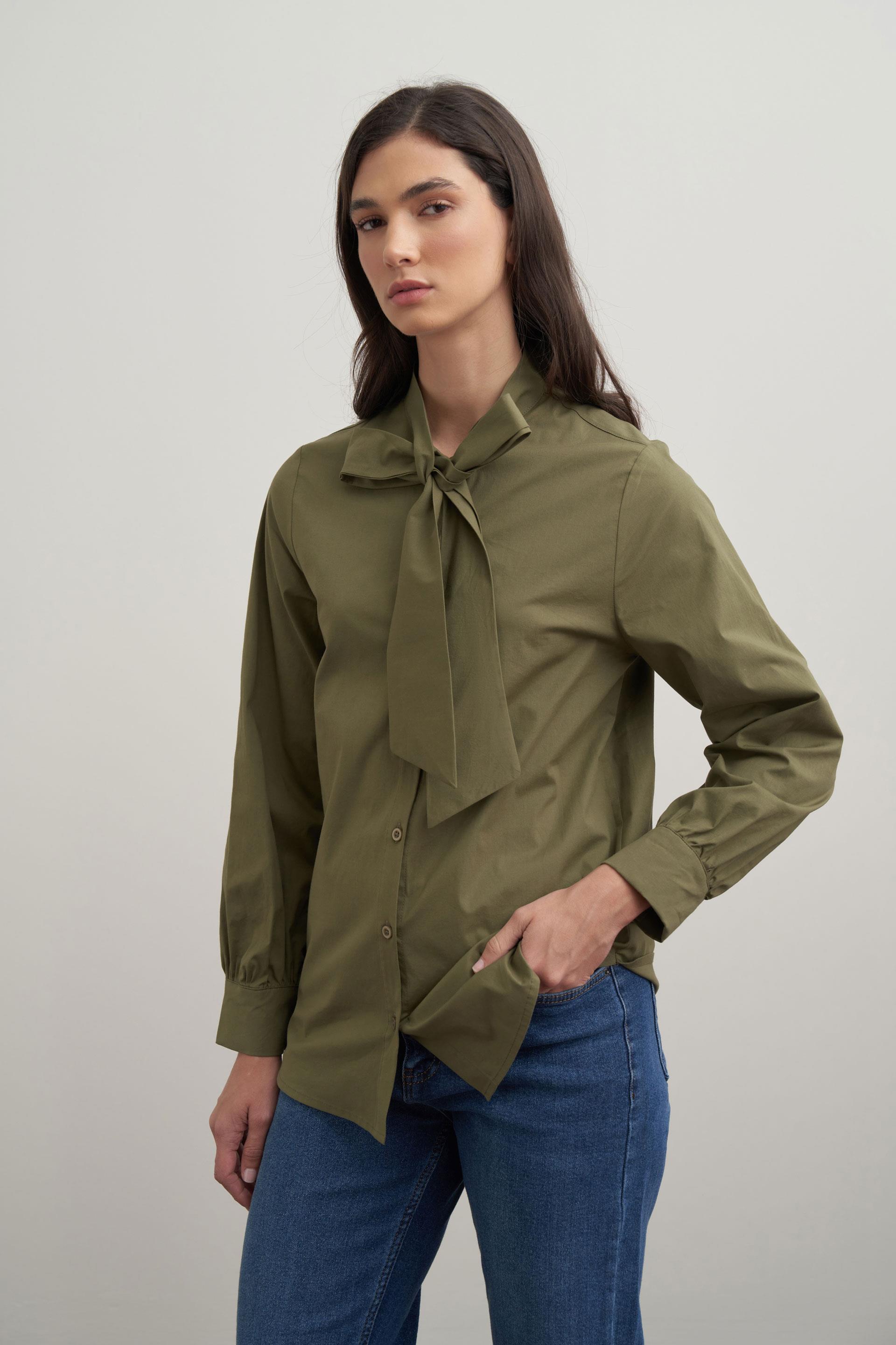 Haki-Fiyonk Yakalı Gömlek