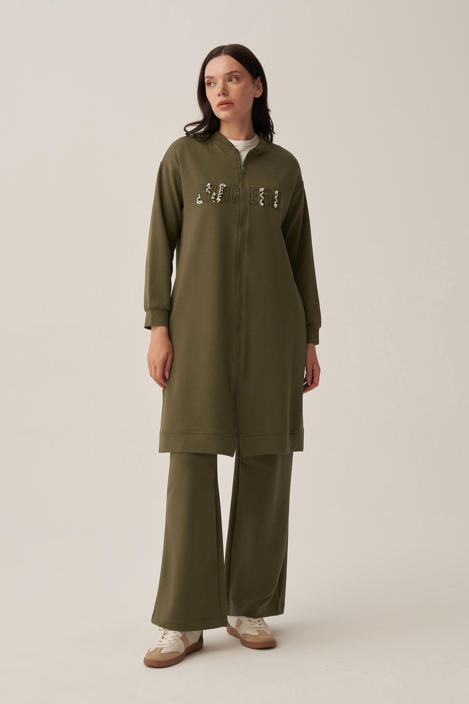 Haki-Pamuklu Nakışlı Eşofman Takımı