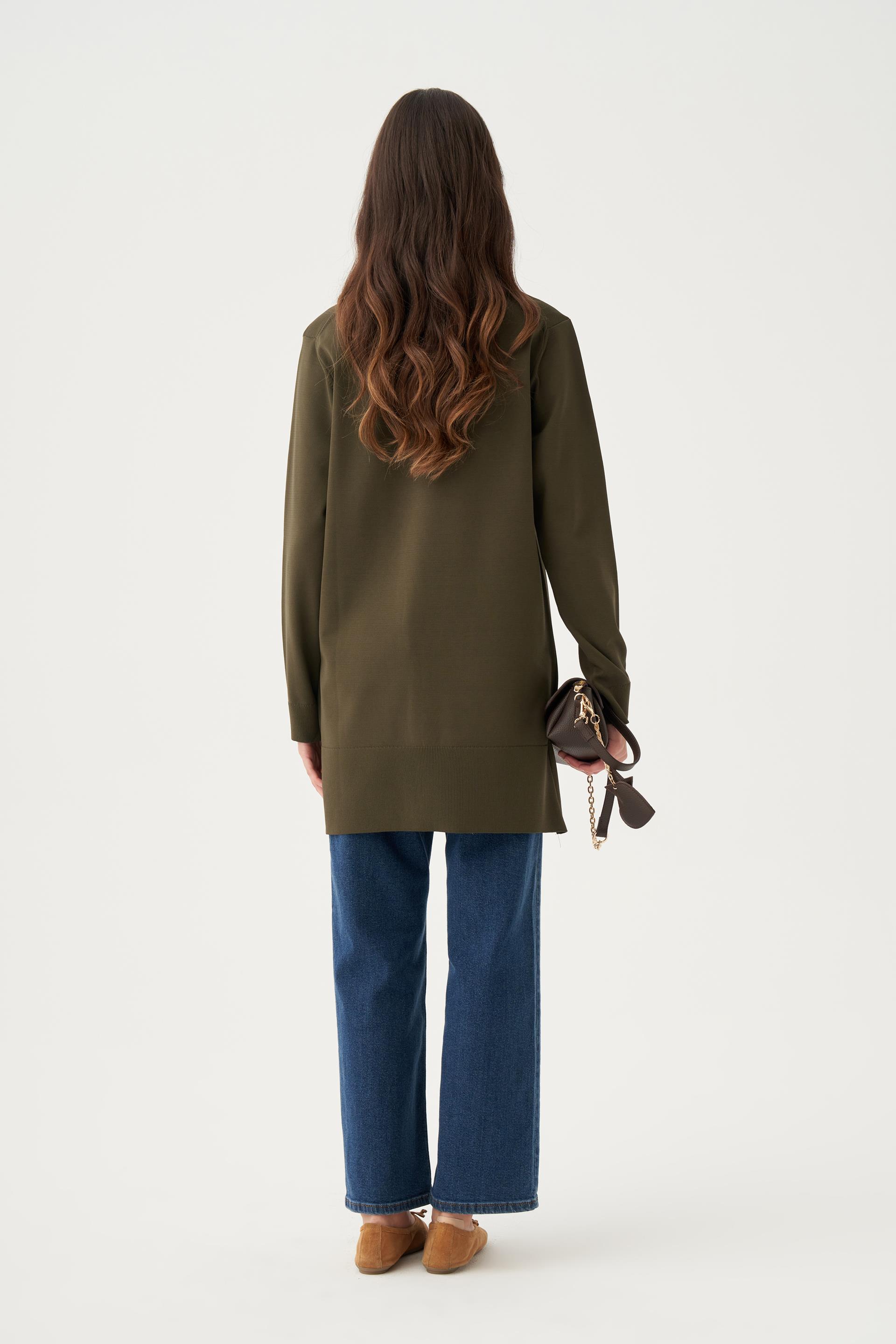 Haki-Ribana Detaylı Kazak