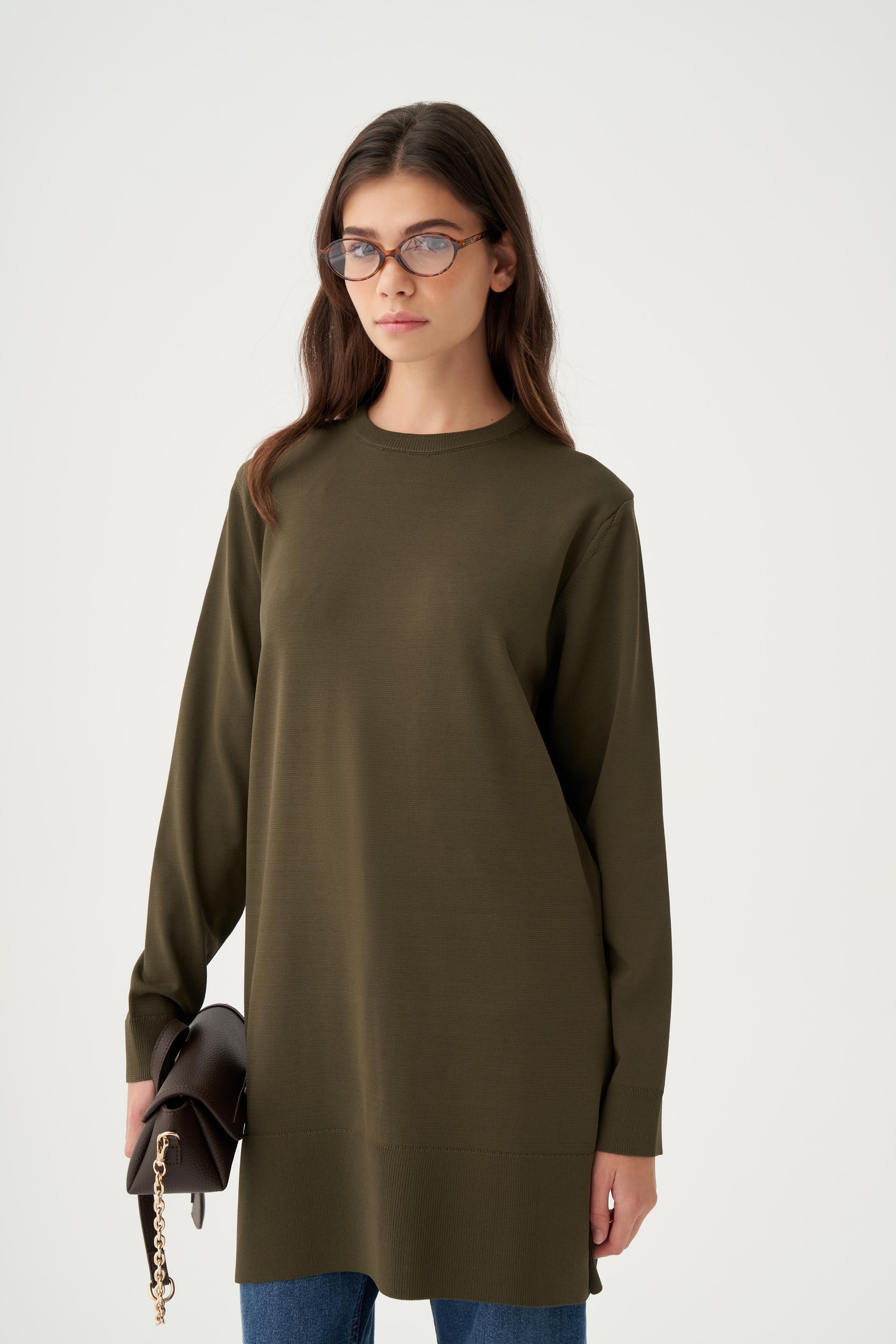 Haki-Ribana Detaylı Kazak