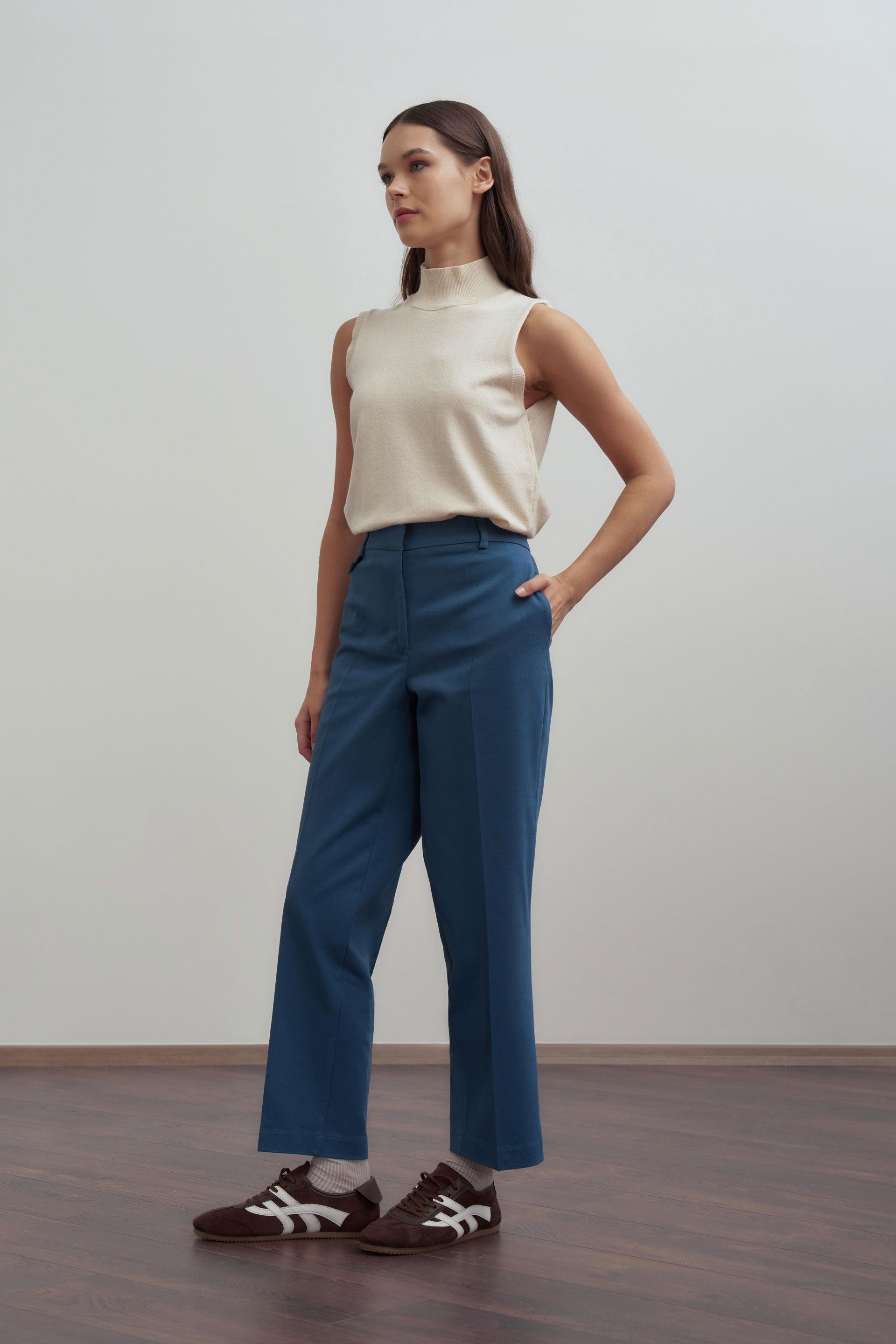 İndigo-Süs Cep Kapaklı Pensli Havuç Pantolon