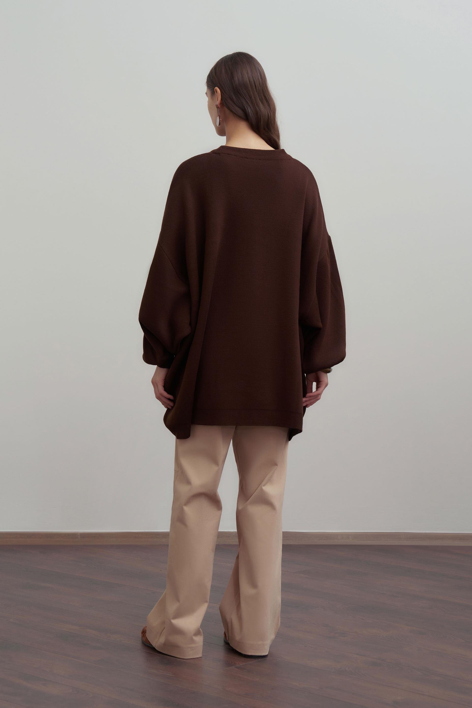 Kahve-Bol Kesim Triko Kazak