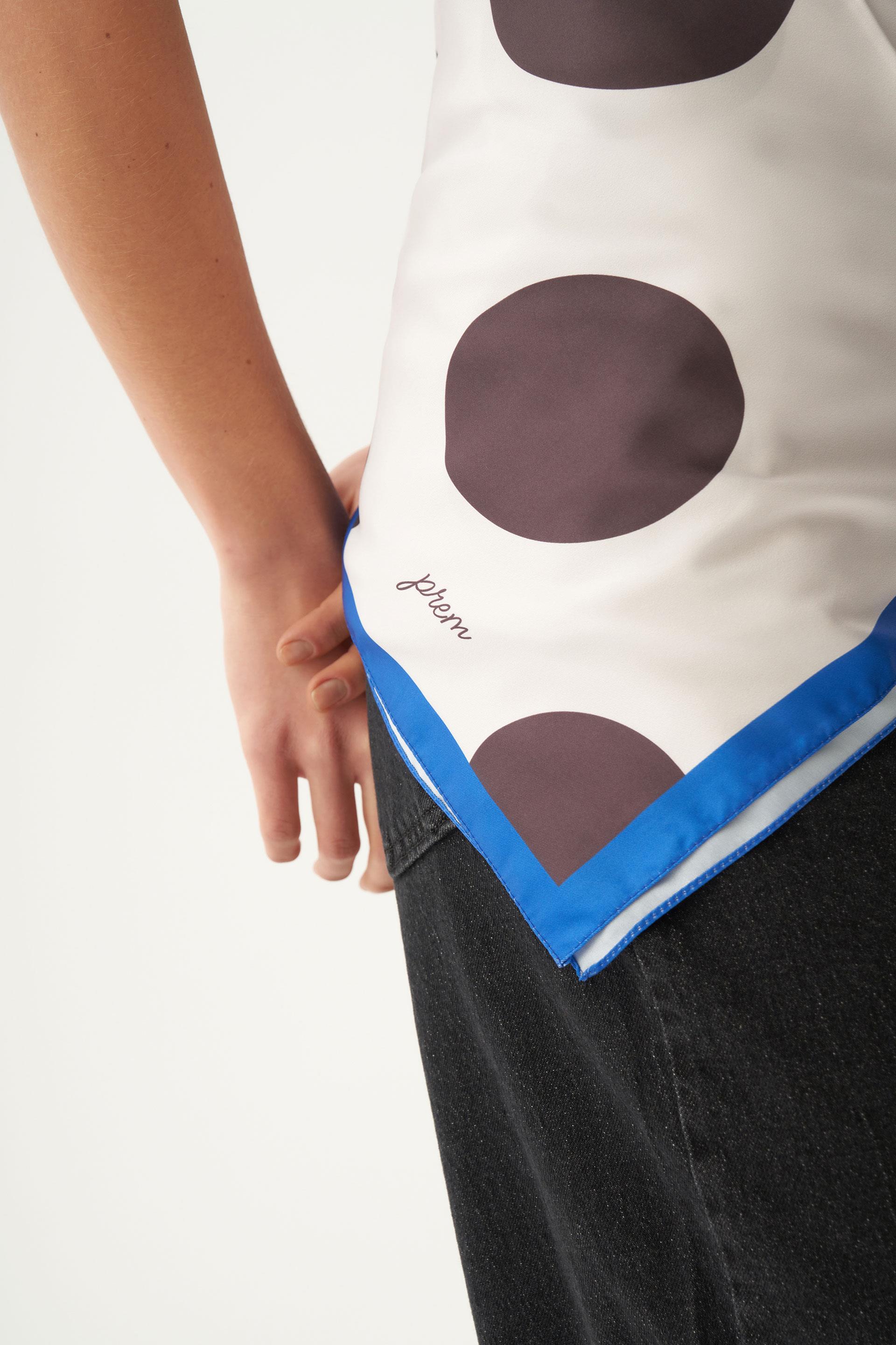 Kahve-Desenli Çok Kullanımlı Fular